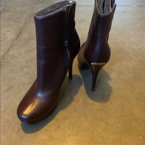 Guess Boots - Size 6.5